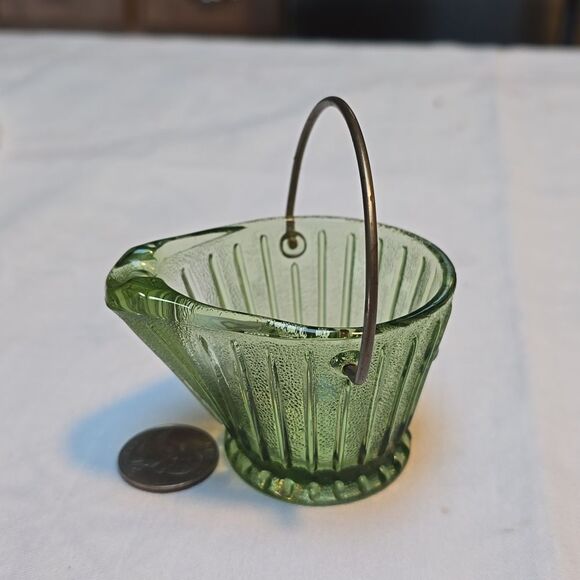 Vintage Hazel Atlas Little Coal Bucket Ashtray With Handle Green Glass 2" - Picture 3 of 14
